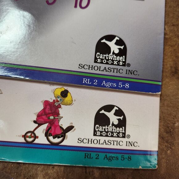 Scholastic The Hersheys Kisses addition and subtraction book lot - Picture 4 of 6